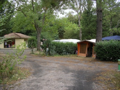 Camping pitch — 4