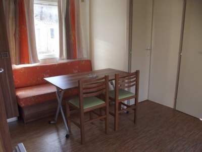 Mobile home with terrace — 3