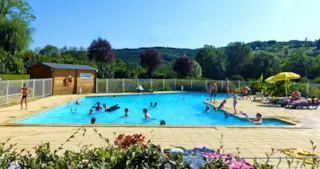  Camping Le Lac PLAZAC EN PERIGORD Aquitaine FR