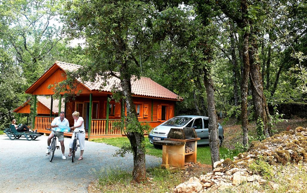 Accommodation - Wooden Chalet With Air-Conditioning - Domaine de Loisirs Le Montant