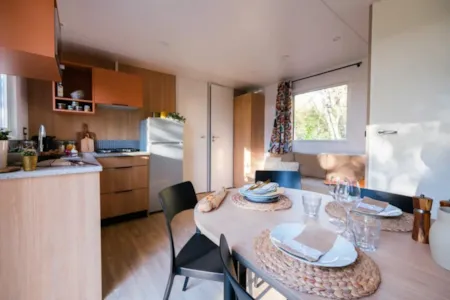 Accommodation - Mobile Home Tamaris - 3 Bedrooms - Saturday - Domaine de Loisirs Le Montant