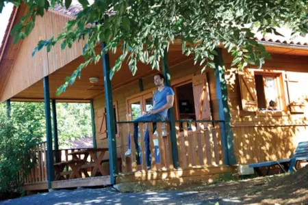 Huuraccommodatie(s) - Houten Chalet - 2 Slaapkamers - Zaterdag - Domaine de Loisirs Le Montant