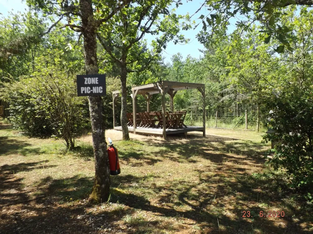 Camping libertin Le Diamant Noir - image n°12 - UniversalBooking