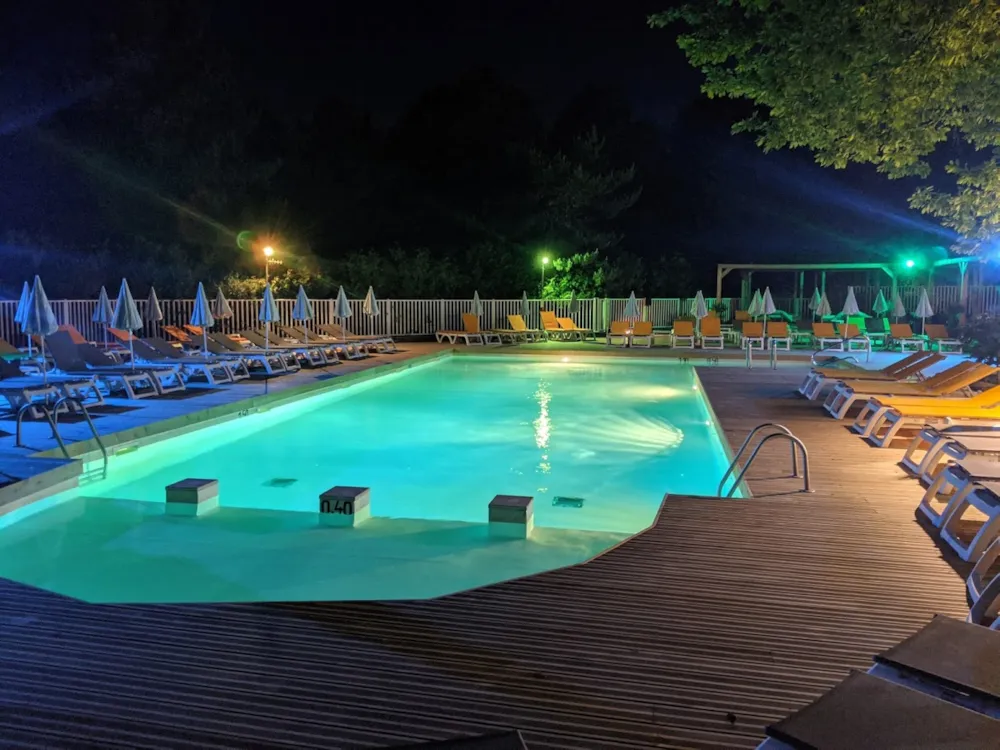 Camping libertin Le Diamant Noir - image n°7 - UniversalBooking