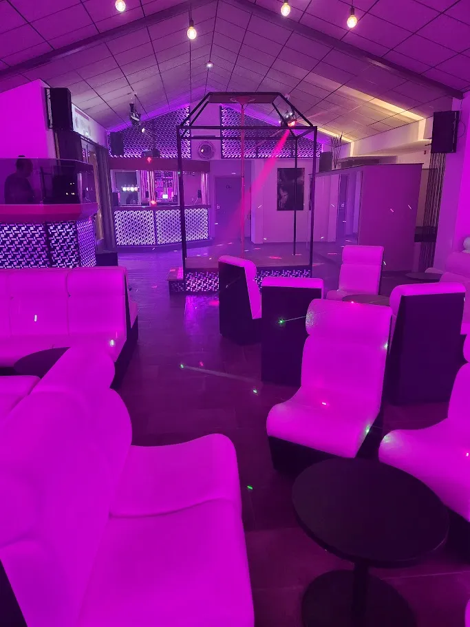 Camping libertin Le Diamant Noir - image n°18 - UniversalBooking