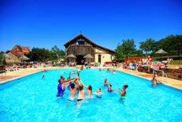 Camping Domaine de Fromengal - image n°36 - Roulottes