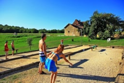Camping Domaine de Fromengal - image n°45 - Roulottes