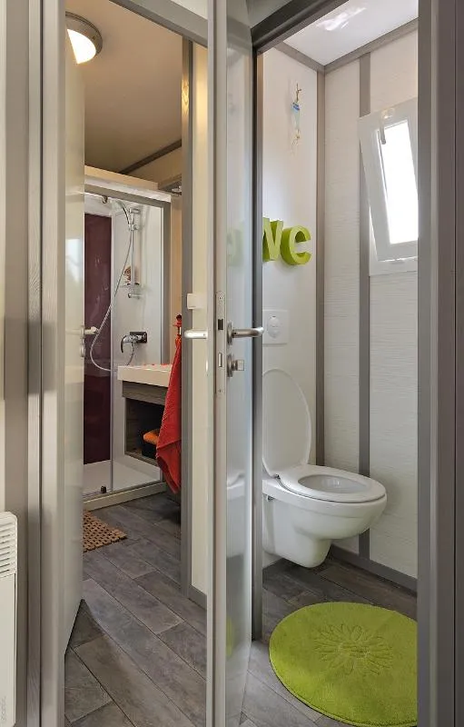 Chalet Prestige 44 M² - Climatisation - Tv Et Barbecue - 3 Chambres - 2 Salles De Bain - Grande Terrasse