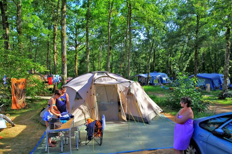 Forfait Nature - Emplacement De 80 À 100 M2 - Sans Electricite - Avec Eau