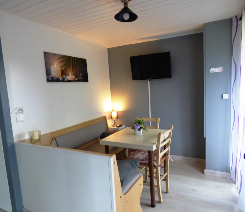 Chalet Cosy 35 M² 2 Chambres 4 Personnes - Tv - Terrasse Couverte