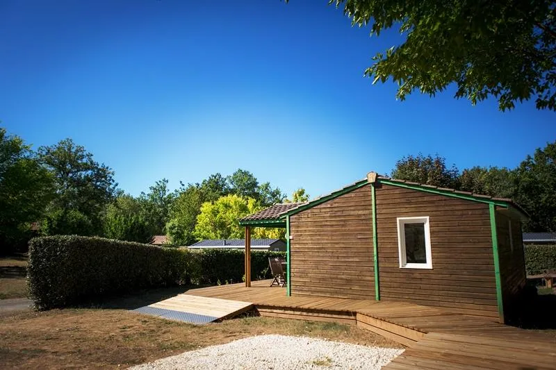 Chalet Dordogne 43 M² Adapté Pmr - 2 Chambres -  Climatisation - Tv Et Barbecue - Grande Terrasse