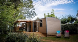 Accommodation - Mobilhome Vip 40 M2 - 3 Chambres - 2 Salles De Bain - 2 Wc - Climatisation - Nouveaute 2022 - Camping Domaine de Fromengal