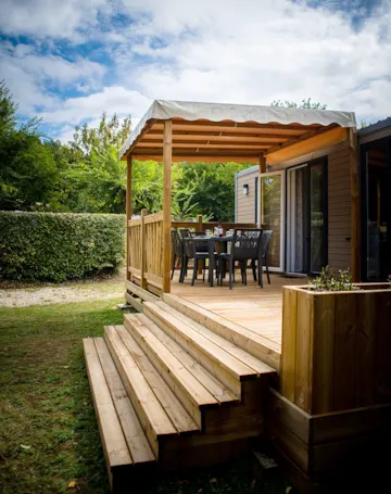Accommodation - Mobilhome Premium 33 M2 - 3 Chambres - Terrasse Semi-Couverte - Nouveaute - Camping Domaine de Fromengal