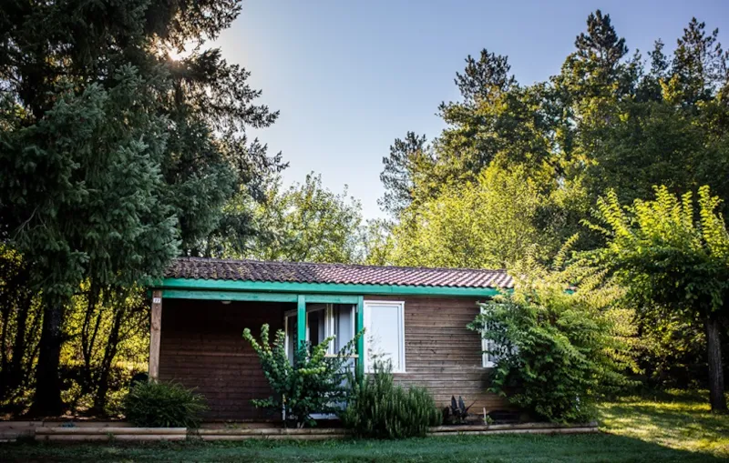 Chalet Cottage 36 M² 2 Chambres - Intérieur Rénové - Climatisation - Tv - Barbecue - Terrasse Semi-Couverte