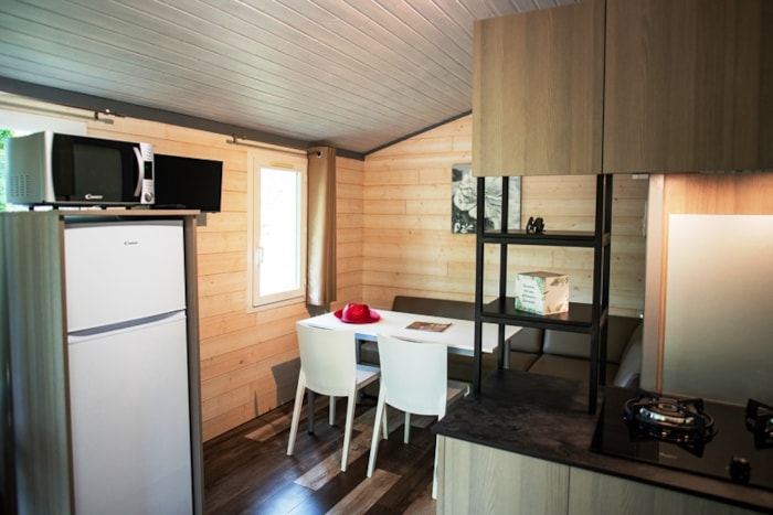 Chalet Cottage 36 M² 2 Chambres - Intérieur Rénové - Climatisation - Tv - Barbecue - Terrasse Semi-Couverte