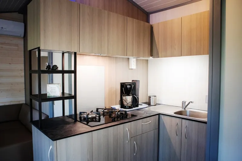 Chalet Cottage 36 M² 2 Chambres - Intérieur Rénové - Climatisation - Tv - Barbecue - Terrasse Semi-Couverte