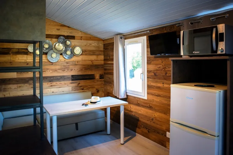 Chalet Cottage 36 M² 2 Chambres - Intérieur Rénové - Climatisation - Tv - Barbecue - Terrasse Semi-Couverte