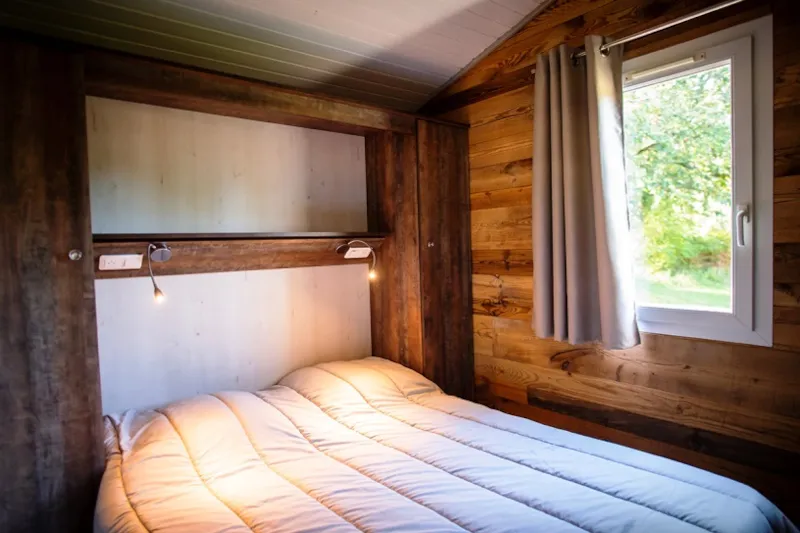 Chalet Cottage 36 M² 2 Chambres - Intérieur Rénové - Climatisation - Tv - Barbecue - Terrasse Semi-Couverte