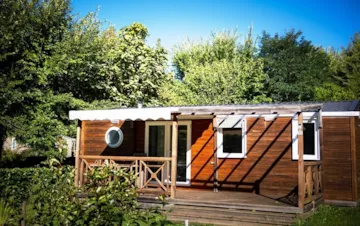 Location - Mobilhome Luxe Bois 3 Chambres - Climatisation - Douche Xxl - Tv Et Barbecue - Terrasse Semi-Couverte - Camping Domaine de Fromengal