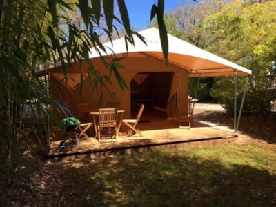 Canada lodge tent