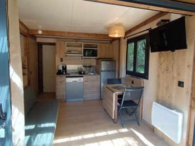 Moréa XL Air-Conditioned Chalet
