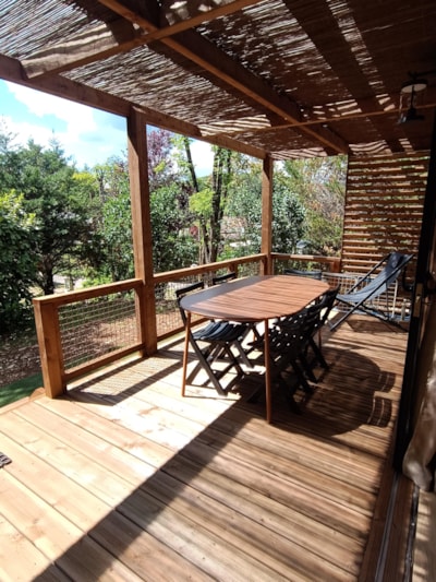 Moréa XL Air-Conditioned Chalet