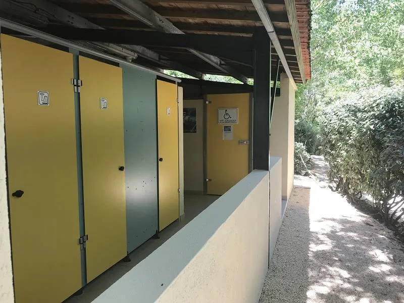 Emplacement Tente Caravane Camping-Car