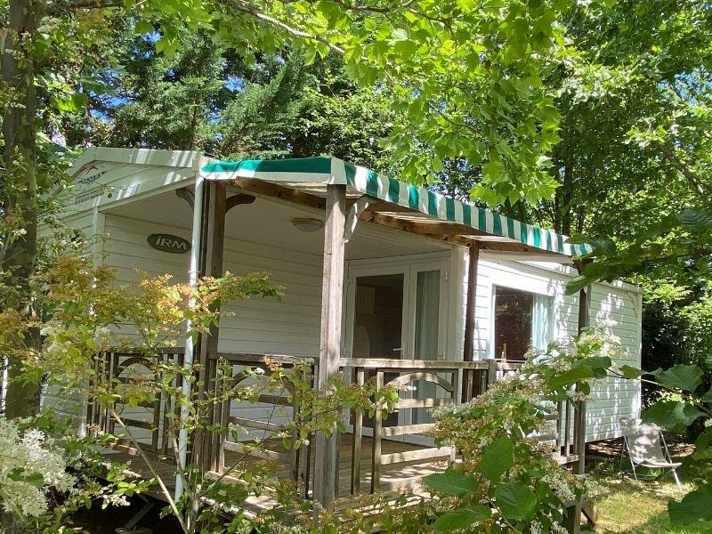 Mobil-home Grand Confort Loggia 32m² 2 chambres 5 personnes Arrivée le Dimanche en Juillet et Août