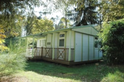 Mietunterkunft - Chalet Club 6 - 41M² / 3 Zimmer - Überdachte Terrasse - Camping Ushuaïa Villages les Pialades