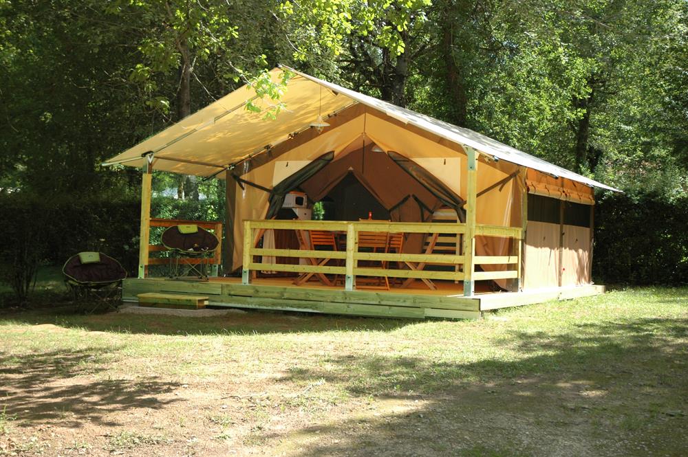Tente Lodge VICTORIA 30m² / 2 chambres (sans sanitaires privatifs)