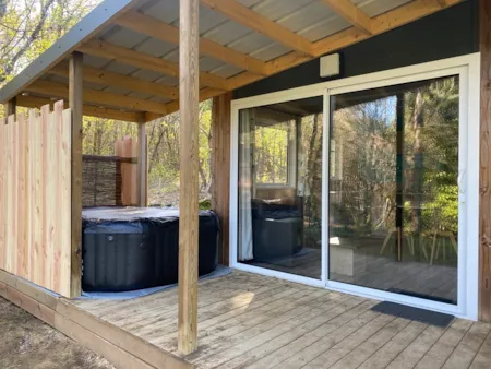 Location - Chalet Mimosa Spa - 47 M² Avec Terrasse Couverte - 2 Chambres - Camping Ushuaïa Villages les Pialades