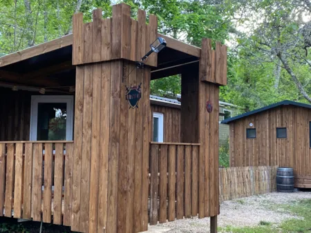 Huuraccommodatie(s) - Houten Stacaravan - 26M² Met Overdekt Terras / 2 Kamers - Camping Ushuaïa Villages les Pialades