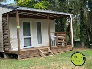 Mietunterkunft - Chalet Cajou 24 M² Mit Klimaanlage – Überdachte Terrasse – 1 Schlafzimmer - Camping les Pialades