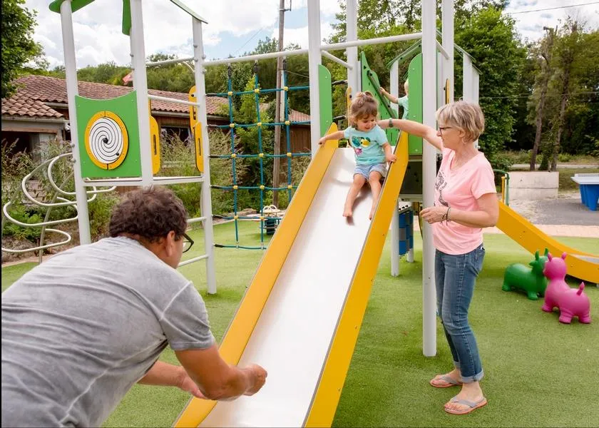 Camping Le Pont de Mazerat