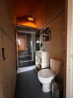NEW 2023 Lodge Safari: a glamping-style tent with bathroom facilities and a large terrace
