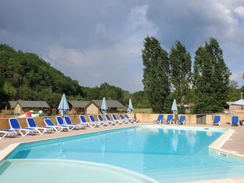 Foto #1 van Camping Le Pont de Mazerat