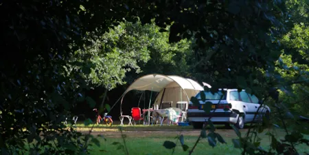 Pitch - Pitch + Electricity - Camping Au Fil de l'Eau