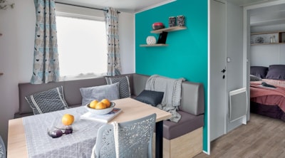 Premium cottage with panoramic views, TV, air conditioning, large 250 m² plot