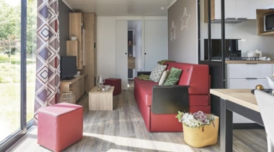 Premium Cottage 40 m² 3 bedrooms, 2 bathrooms, beautiful view of the lake, TV, air conditioning, dishwasher