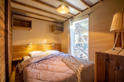 Premium cottage-chalet - private dock, TV, air conditioning, 2 bathrooms