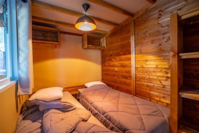 Premium cottage-chalet - private dock, TV, air conditioning, 2 bathrooms
