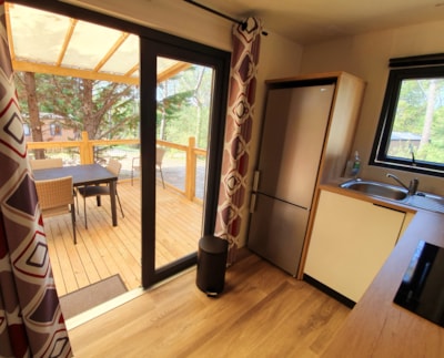 Premium Cottage "Inside Outside" - kitchen opening onto the terrace, TV, air conditioning