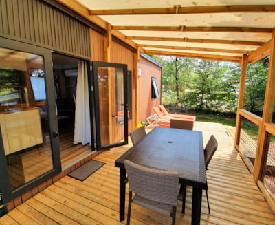 Premium Cottage "Inside Outside" - kitchen opening onto the terrace, TV, air conditioning