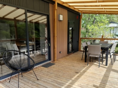 Premium Cottage 40 m² 3 bedrooms, 2 bathrooms, beautiful view of the lake, TV, air conditioning, dishwasher
