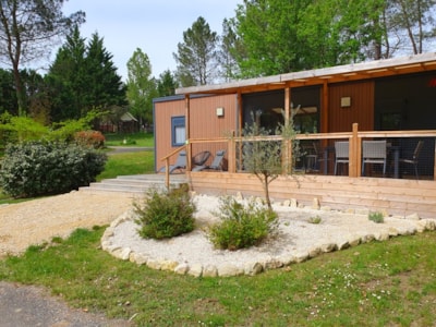 Premium Cottage 40 m² 3 bedrooms, 2 bathrooms, beautiful view of the lake, TV, air conditioning, dishwasher