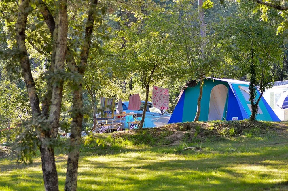 Standplaats + tent of caravan