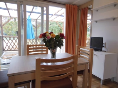 Essential mobile home with view of the lake - 2 bedrooms