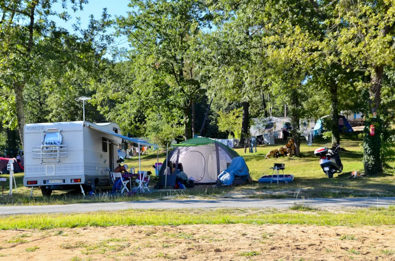 Emplacement Camping-Car
