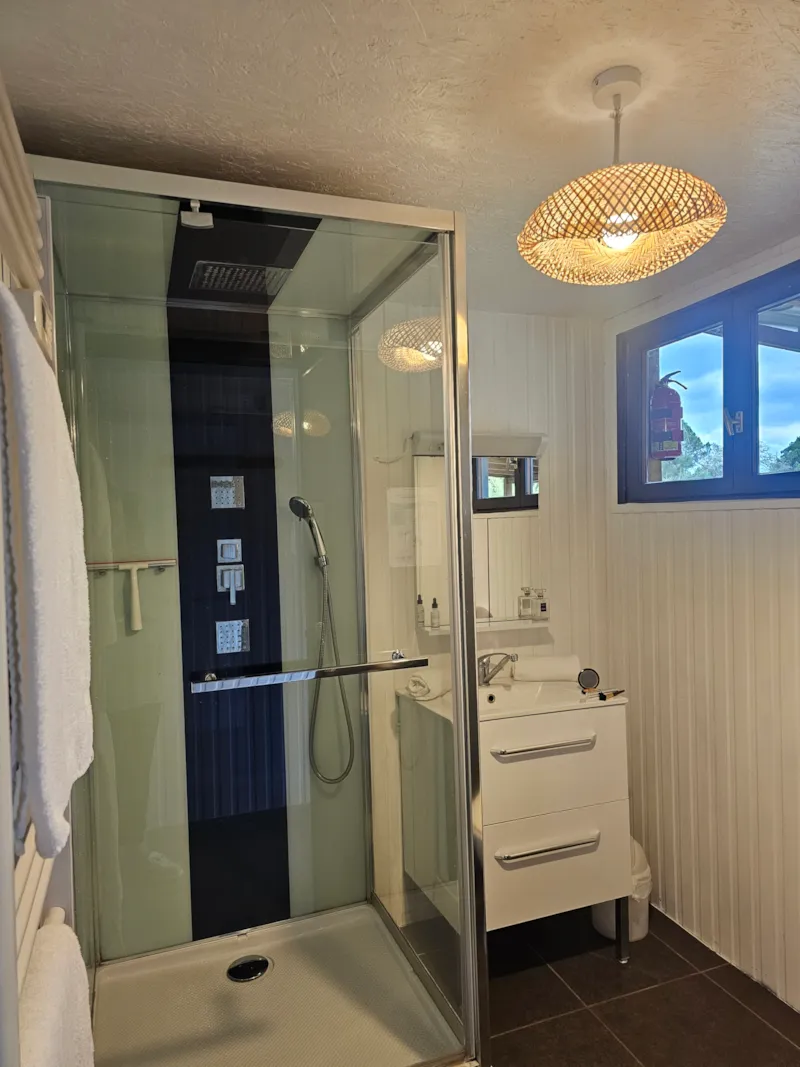 Chalet Devant L'étang 1/4 Pers.