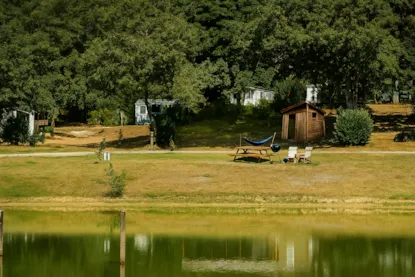 Parcela Premium Con Baño Privado Frente Al Estanque